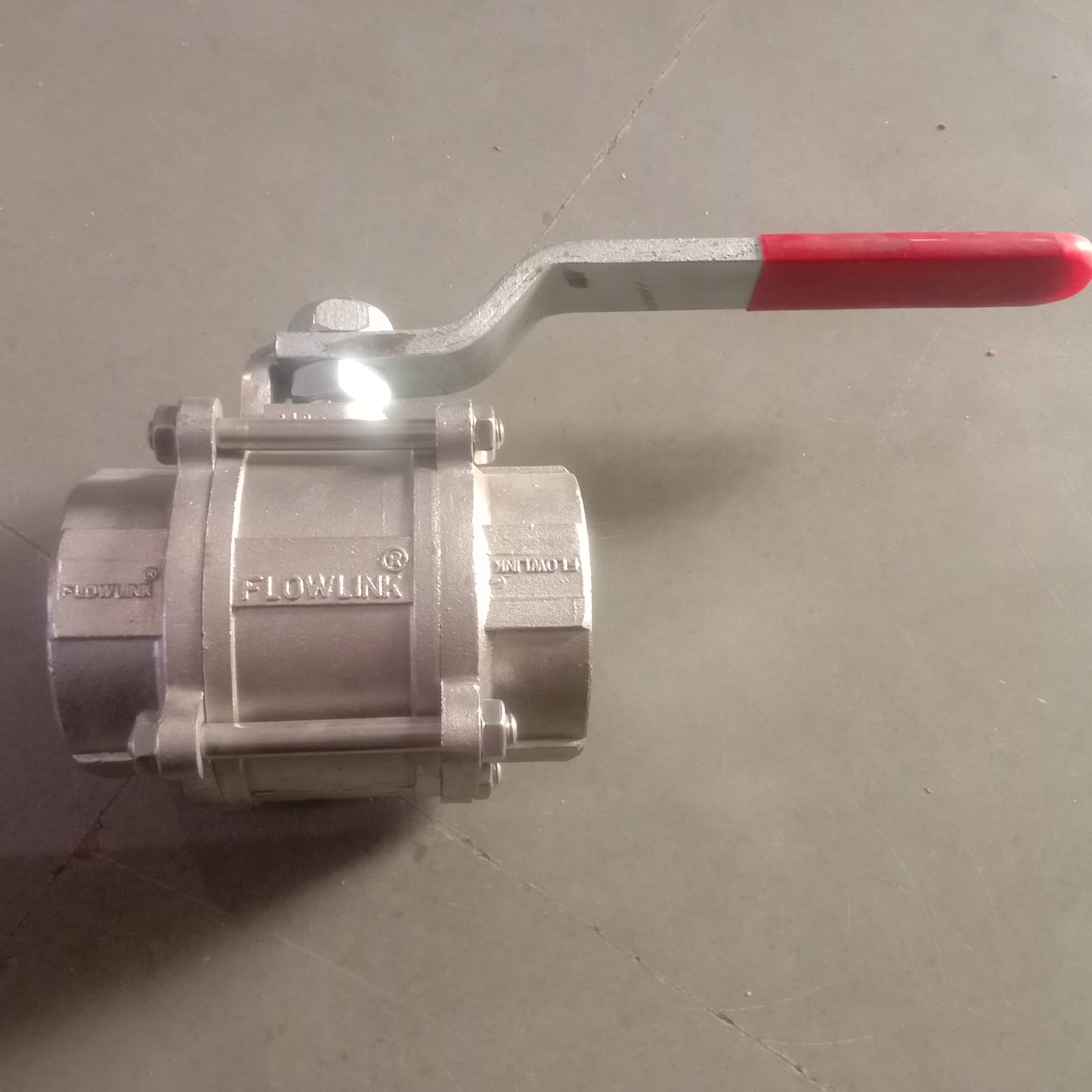 Ball Valve — 3-piece screwed